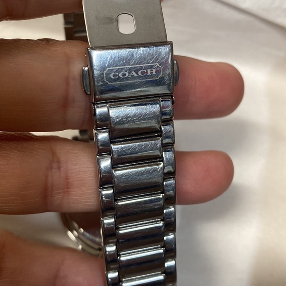 Coach Classic Silver Ladies Wristwatch with Etched Face​ - Picture 5 of 9